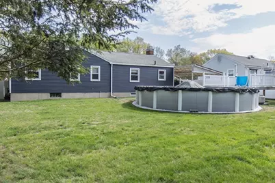 97 Pondview Dr, Chicopee, MA 01020 - Photo 3