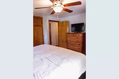 97 Pondview Dr, Chicopee, MA 01020 - Photo 21