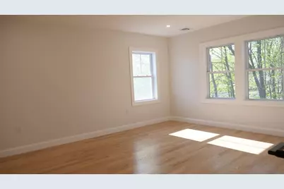 10 Banks St, Brockton, MA 02302 - Photo 19