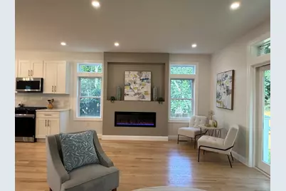 10 Banks St, Brockton, MA 02302 - Photo 29