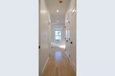 10 Banks St, Brockton, MA 02302 - Photo 21