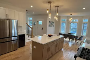 10 Banks St, Brockton, MA 02302 - Photo 27
