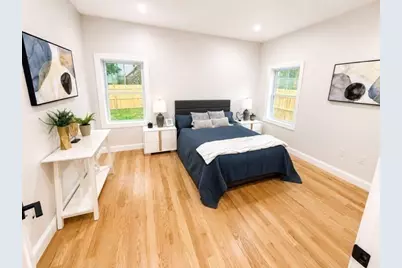 10 Banks St, Brockton, MA 02302 - Photo 7