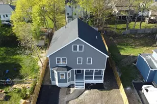 10 Banks St, Brockton, MA 02302 - Photo 25
