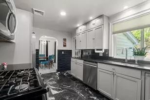 117 Malden St, Worcester, MA 01606 - Photo 13