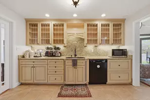 64 Eastwood Rd, Shrewsbury, MA 01545 - Photo 3