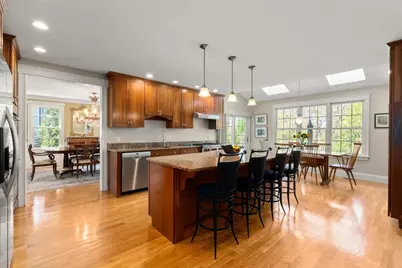 22 Edwardel Rd, Needham, MA 02492 - Photo 9