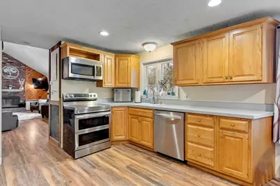 101 Williams Road, Ashburnham, MA 01430 - Photo 17