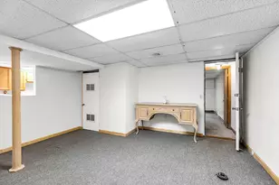 269 Morton St, Springfield, MA 01119 - Photo 37