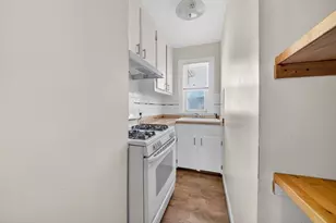 128 Mott St, New Bedford, MA 02744 - Photo 19