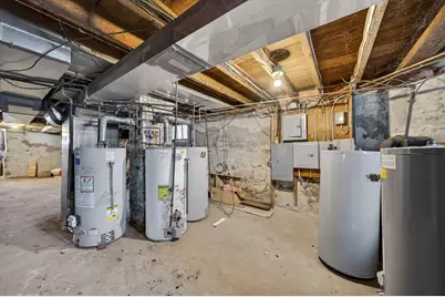 128 Mott St, New Bedford, MA 02744 - Photo 35