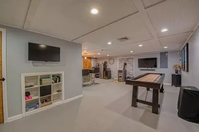 35 Pinecrest Dr, Taunton, MA 02780 - Photo 15