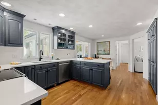 4 Greybirch Rd, Andover, MA 01810 - Photo 7