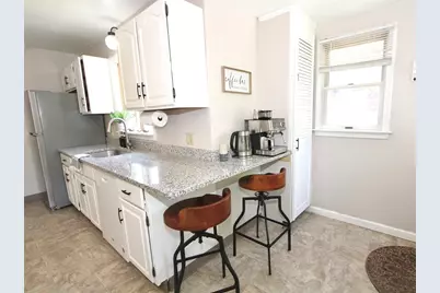 36 Rowena St, Worcester, MA 01606 - Photo 11