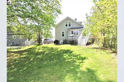 36 Rowena St, Worcester, MA 01606 - Photo 17
