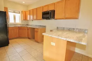 42 N Main St, Grafton, MA 01536 - Photo 9