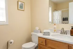 42 N Main St, Grafton, MA 01536 - Photo 5