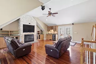 149 Arnold St, Wrentham, MA 02093 - Photo 17