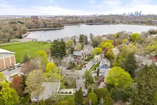 37 Chestnut Hill Terrace, Newton, MA 02467 - Photo 3