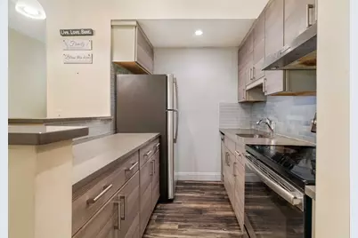 188 North #62, Boston, MA 02113 - Photo 3