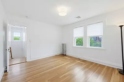 15 Grayson St, Boston, MA 02124 - Photo 9
