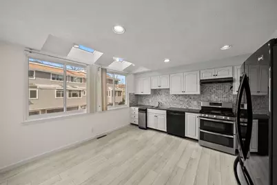 255 North Rd #10, Chelmsford, MA 01824 - Photo 3