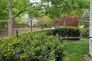 18-26 Bowen St, Newton, MA 02459 - Photo 21