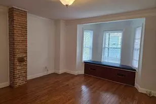 18-26 Bowen St, Newton, MA 02459 - Photo 11