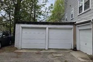 18-26 Bowen St, Newton, MA 02459 - Photo 23