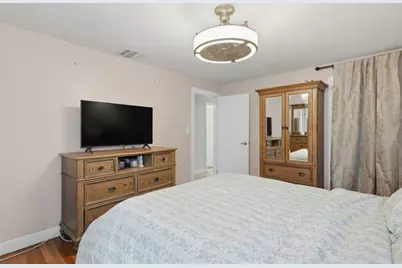 27 Pemberton Street, Revere, MA 02151 - Photo 11