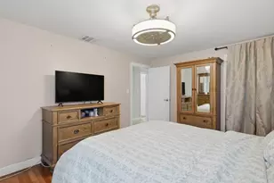 27 Pemberton St, Revere, MA 02151 - Photo 11