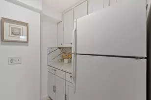 122 Main St, Stoneham, MA 02180 - Photo 9