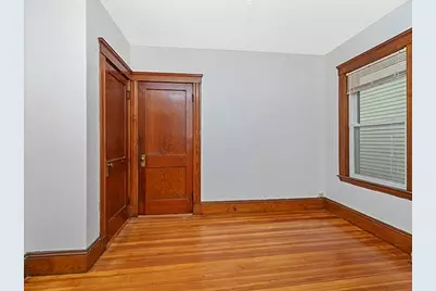 55 Central St #1, Somerville, MA 02143 - Photo 5