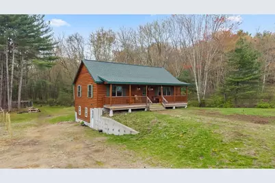 22 Carpenter, Dudley, MA 01571 - Photo 3