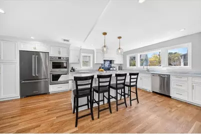 51 Elm St, Hingham, MA 02043 - Photo 3