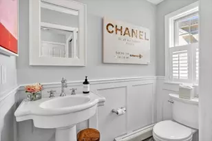 51 Elm St, Hingham, MA 02043 - Photo 11