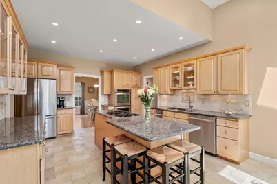 41 York Rd, Wayland, MA 01778 - Photo 5