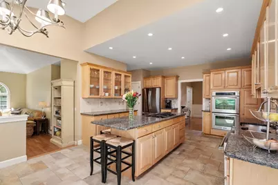 41 York Rd, Wayland, MA 01778 - Photo 7