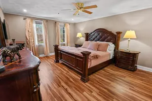 10 Gates Farm Cir, Haverhill, MA 01832 - Photo 17