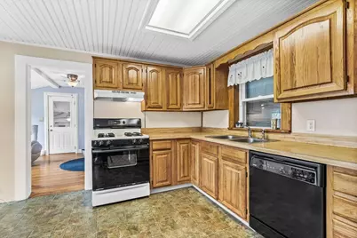 27 West Blvd, Wareham, MA 02558 - Photo 9