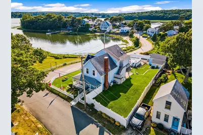 27 West Blvd, Wareham, MA 02558 - Photo 1