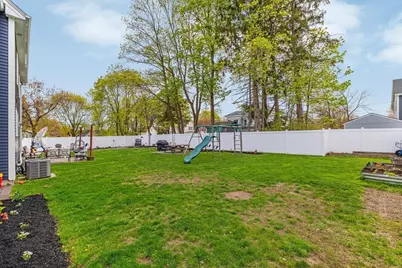 200 Greeley St, Clinton, MA 01510 - Photo 33