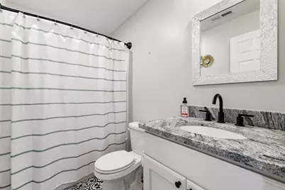 200 Greeley St, Clinton, MA 01510 - Photo 29