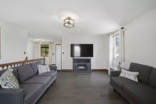 563 Pochassic Rd, Westfield, MA 01085 - Photo 5