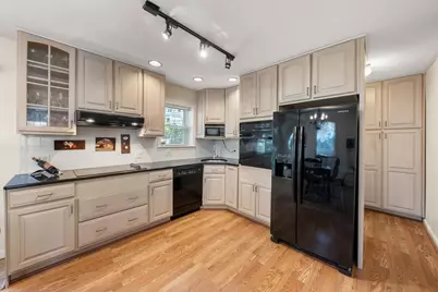 20 Elson Rd, Waltham, MA 02451 - Photo 13