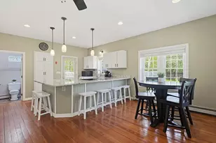 21 Washington Ave, Marshfield, MA 02050 - Photo 3