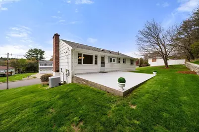 31 Lanewood Ave, Framingham, MA 01701 - Photo 3