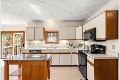 71 McLains Woods Rd, Groton, MA 01450 - Photo 3