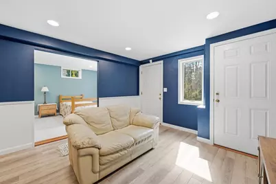 9 Upton St, Dunstable, MA 01827 - Photo 25
