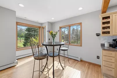 9 Upton St, Dunstable, MA 01827 - Photo 11